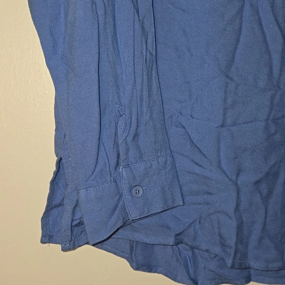 Amazon Essentials Blouse - Picture 3 of 4